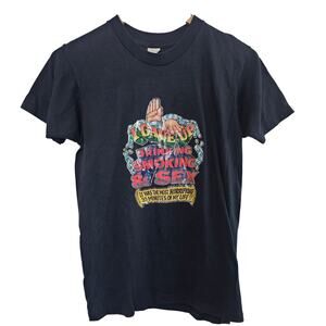Vintage 80s Funny T-Shirt Women Med Black Graphic Streetwear Drinking Smoking